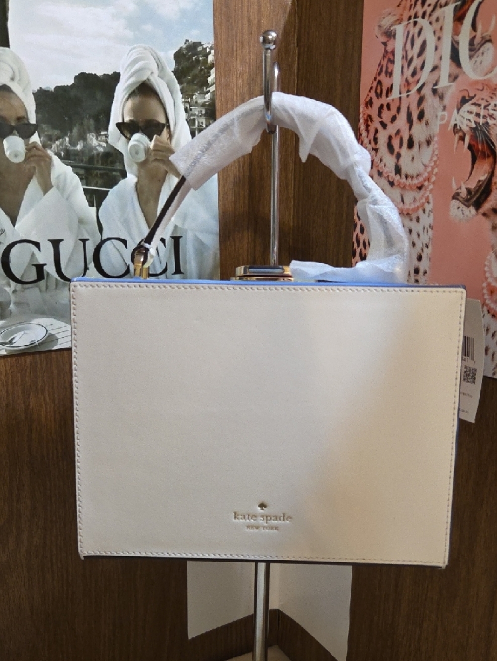 Kate Spade Cream Novelty Popsicle Box Bag with Red and Blue Accents NWT - Picture 3 of 15